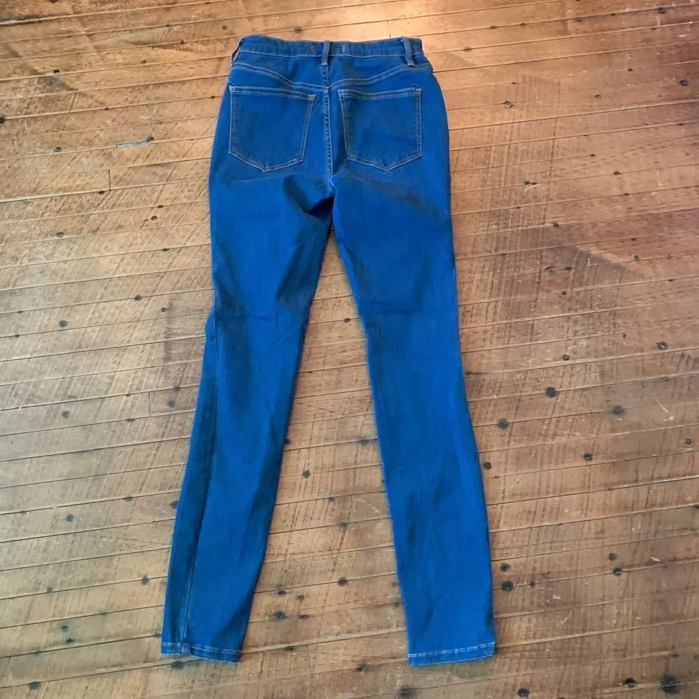 Free People W26R distressed medium wash skinny jeans